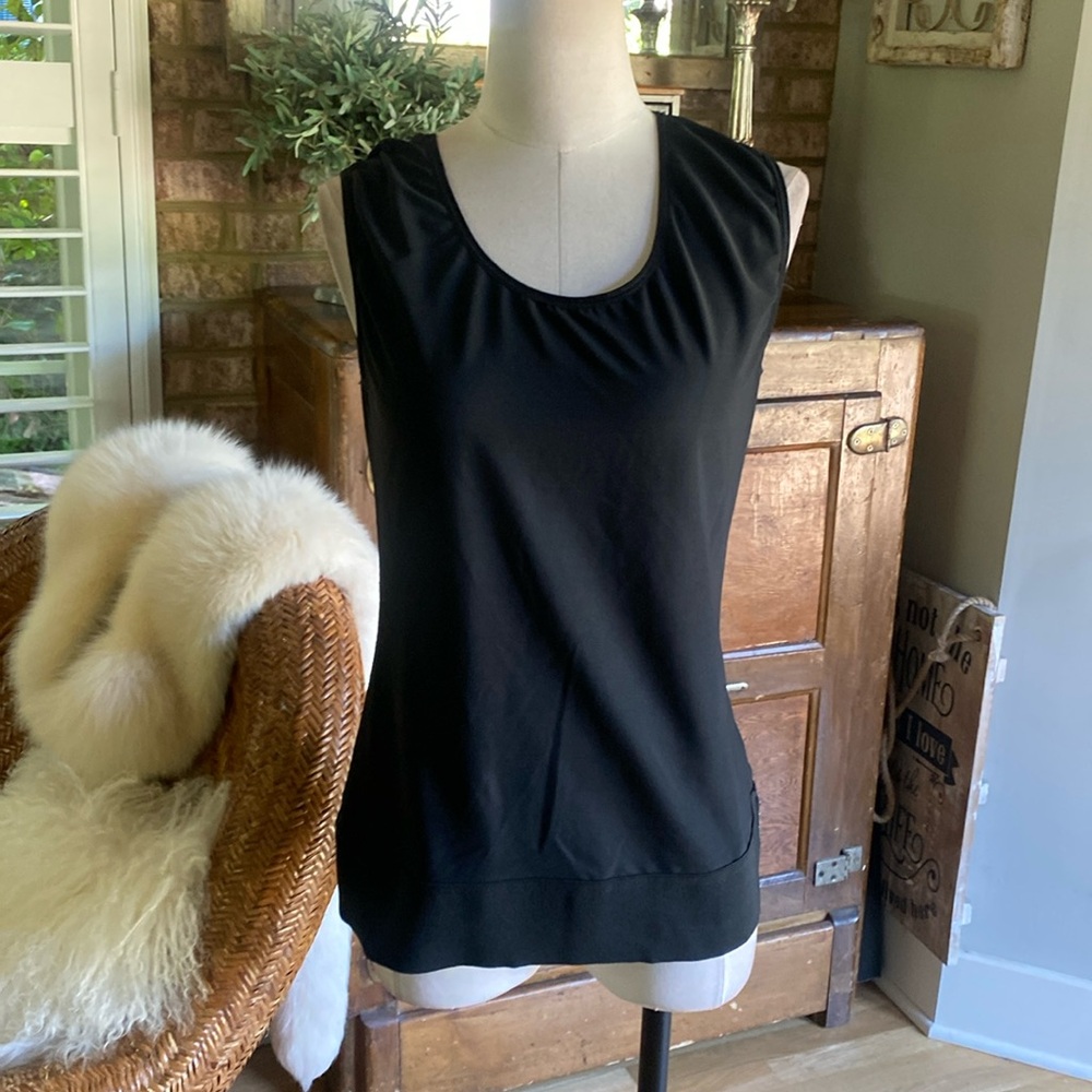 MARENA RECOVERY BLACK SLEEVELESS TOP COMPRESSION RECOVERY XL EXCELLENT